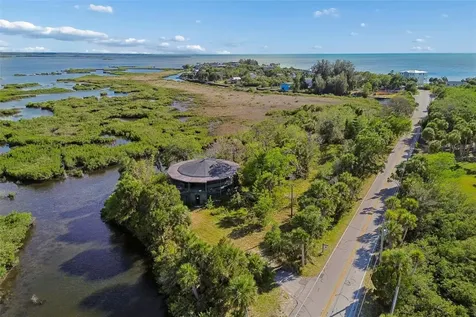 10501 Pine Island Drive Weeki Wachee FL 34607