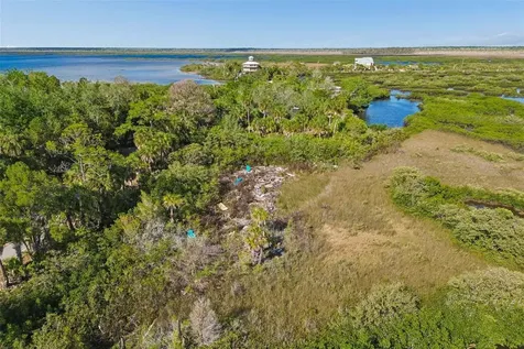 10501 Pine Island Drive Weeki Wachee FL 34607