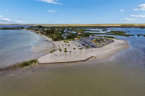 10501 Pine Island Drive Weeki Wachee FL 34607