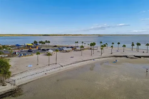 10501 Pine Island Drive Weeki Wachee FL 34607