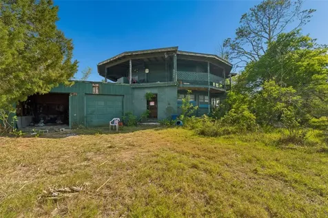 10501 Pine Island Drive Weeki Wachee FL 34607