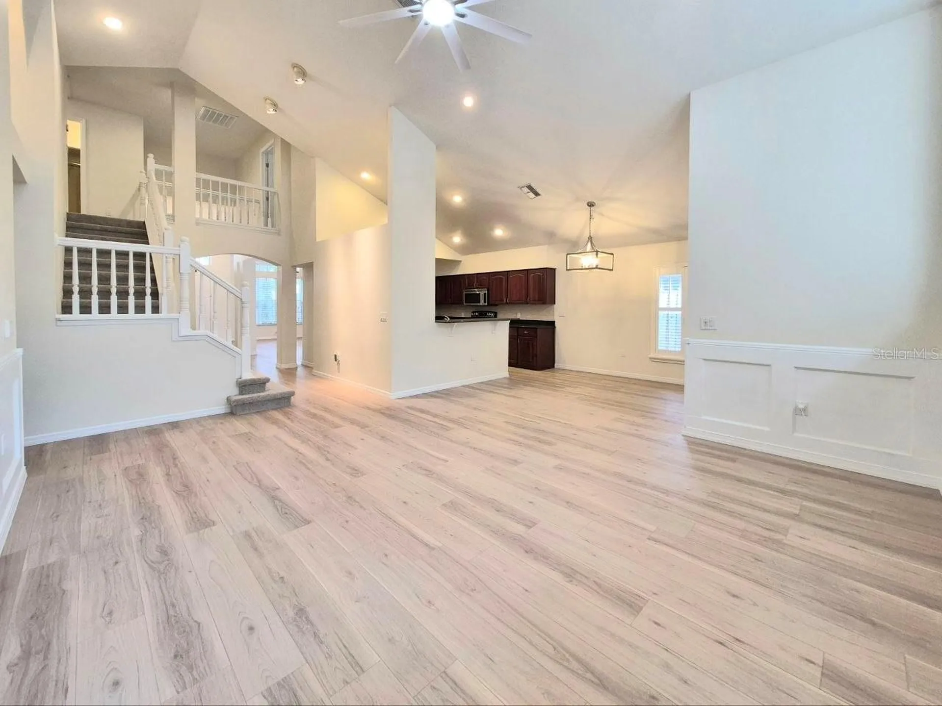 2214 Green Oaks Lane Tampa FL 33612