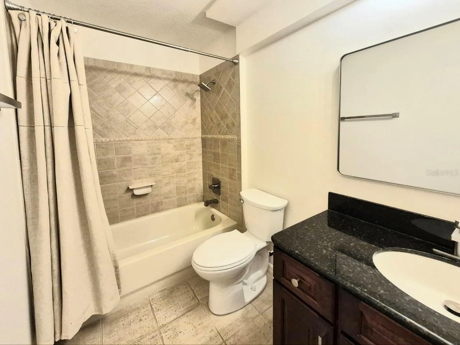 2214 Green Oaks Lane Tampa FL 33612
