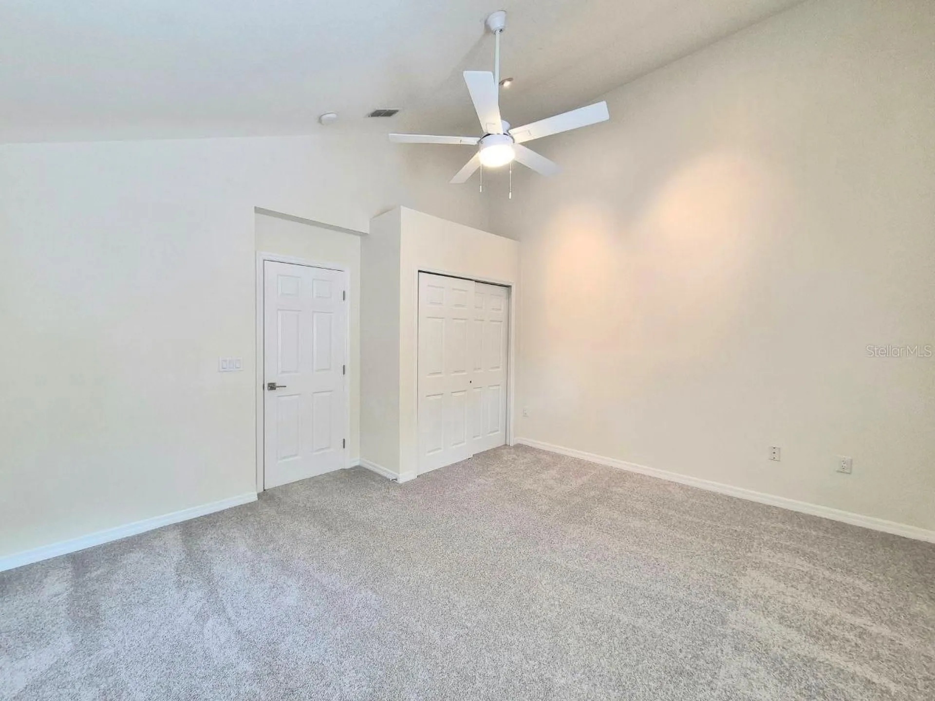 2214 Green Oaks Lane Tampa FL 33612