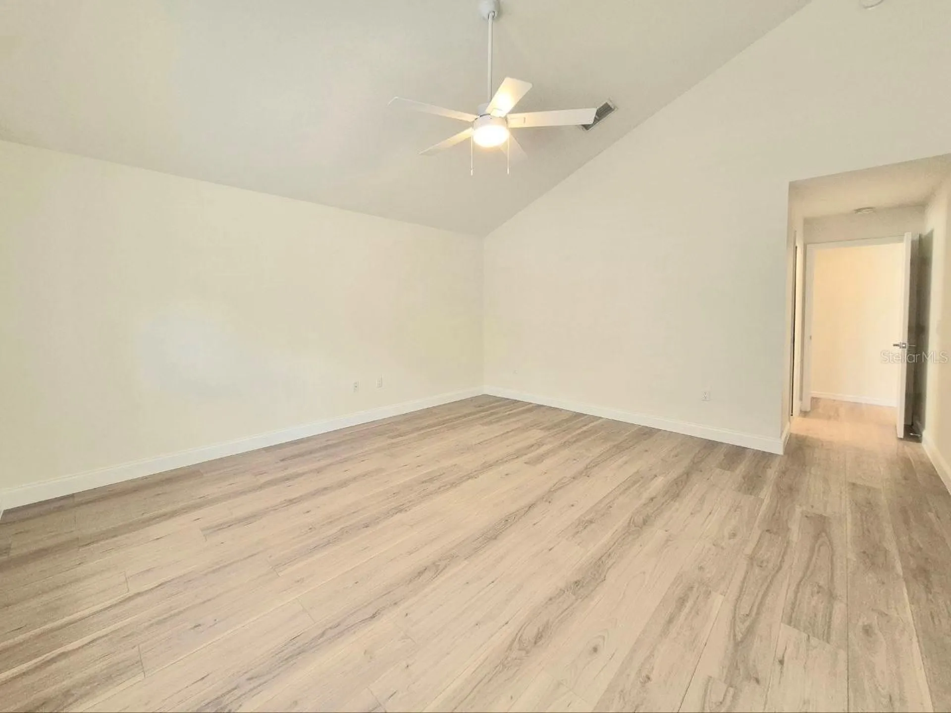2214 Green Oaks Lane Tampa FL 33612