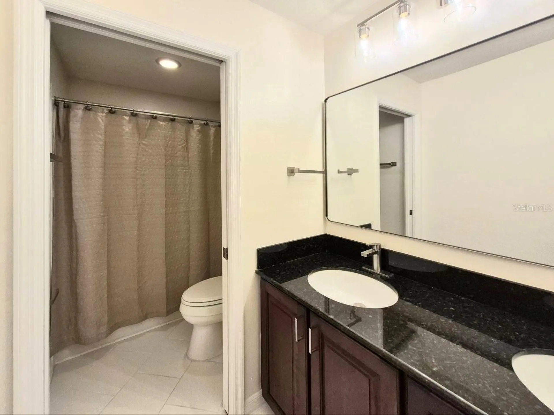 2214 Green Oaks Lane Tampa FL 33612