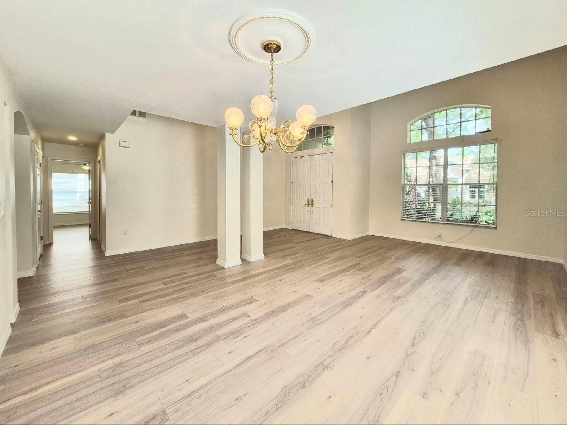 2214 Green Oaks Lane Tampa FL 33612