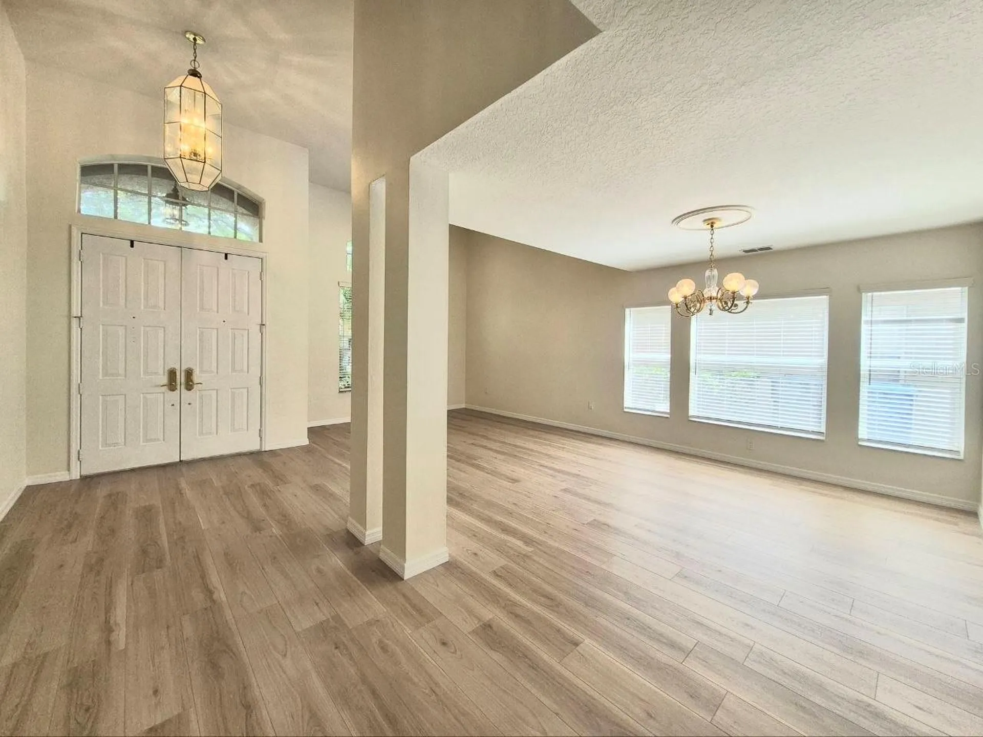 2214 Green Oaks Lane Tampa FL 33612