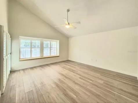 2214 Green Oaks Lane Tampa FL 33612