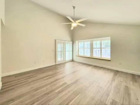 2214 Green Oaks Lane Tampa FL 33612