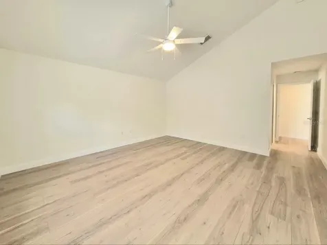 2214 Green Oaks Lane Tampa FL 33612
