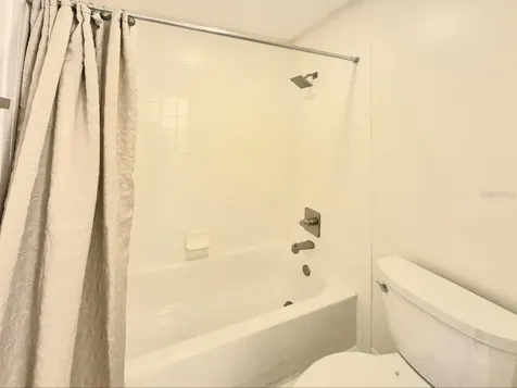 2214 Green Oaks Lane Tampa FL 33612