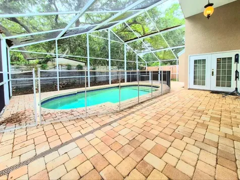 2214 Green Oaks Lane Tampa FL 33612