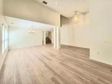 2214 Green Oaks Lane Tampa FL 33612