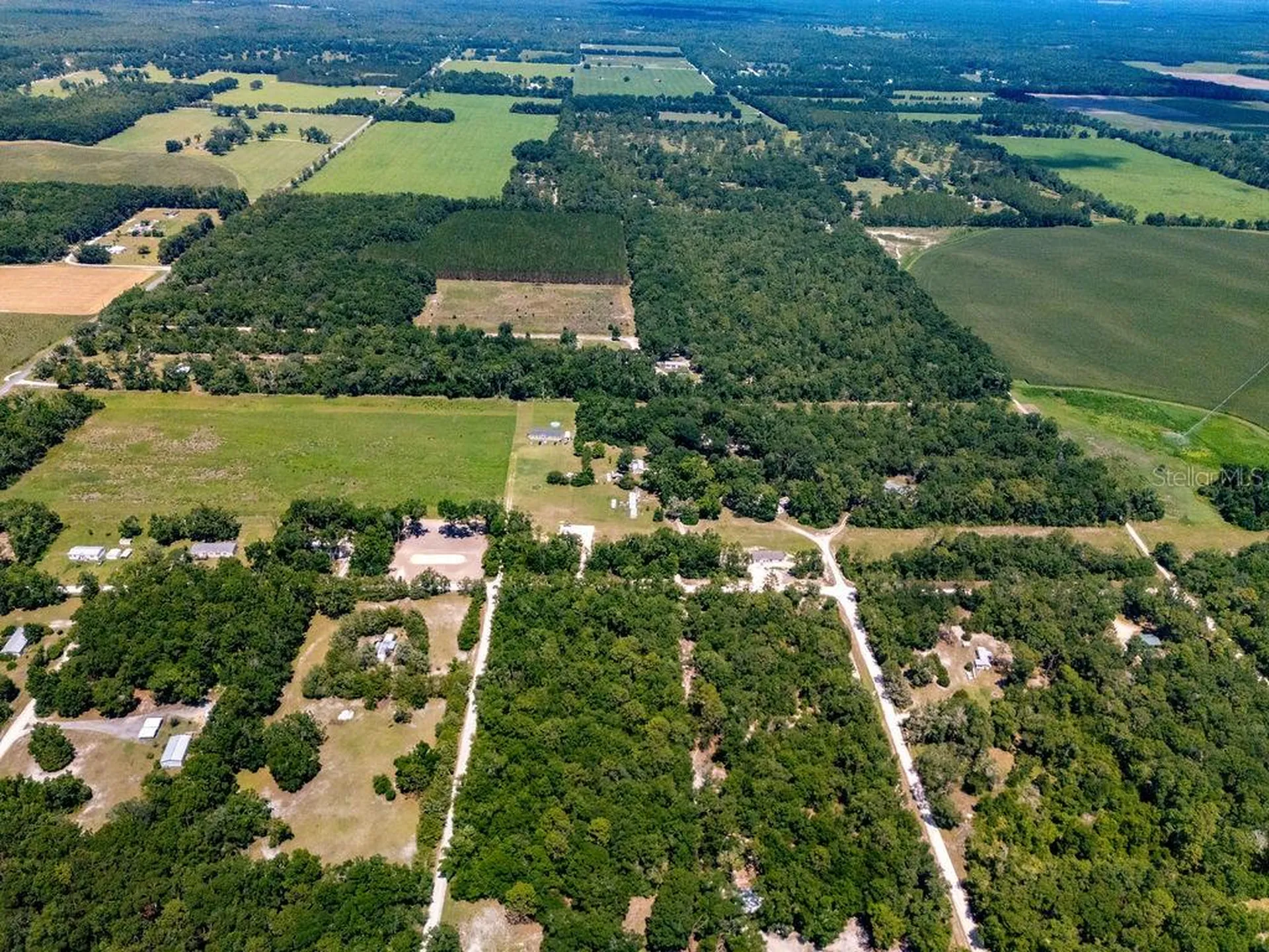 102 Pl/nw 25 Court NW Branford FL 32008