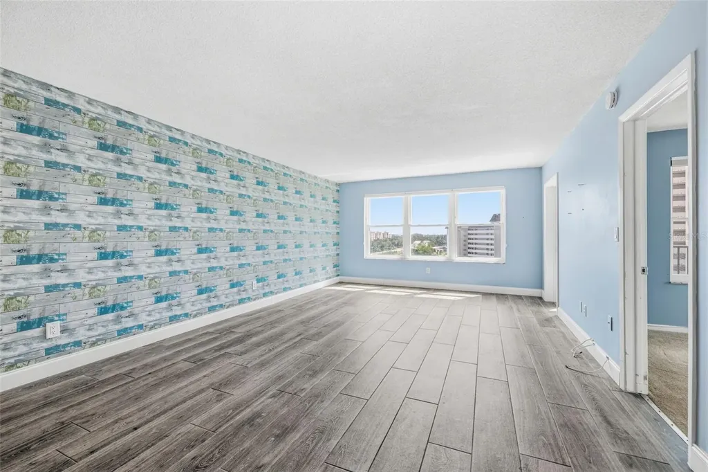 5220 Brittany Dr S St Petersburg FL 33715