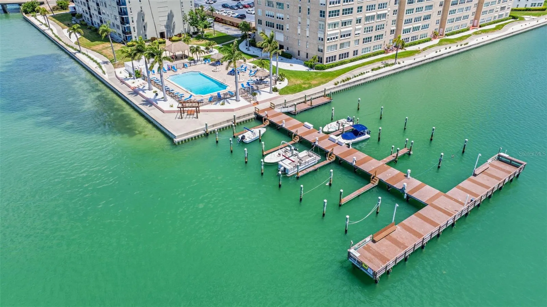 5220 Brittany Dr S St Petersburg FL 33715