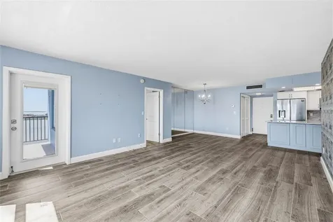5220 Brittany Dr S St Petersburg FL 33715
