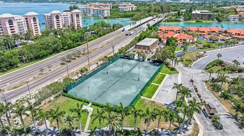 5220 Brittany Dr S St Petersburg FL 33715