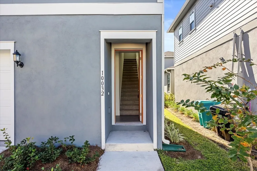10032 Hulse Alley Orlando FL 32827
