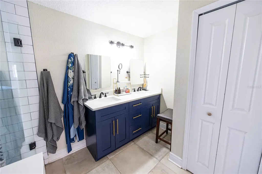 10904 N 15th Street Tampa FL 33612