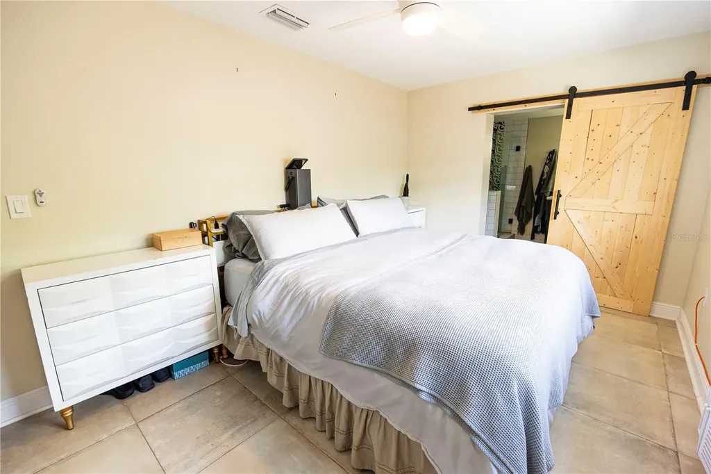 10904 N 15th Street Tampa FL 33612