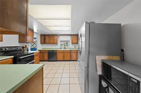 6570 Bay Shore Drive St Cloud FL 34771
