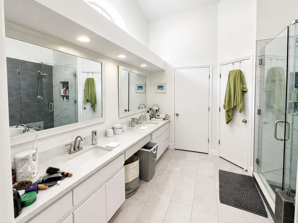 1208 Tiger Wood Court Valrico FL 33596
