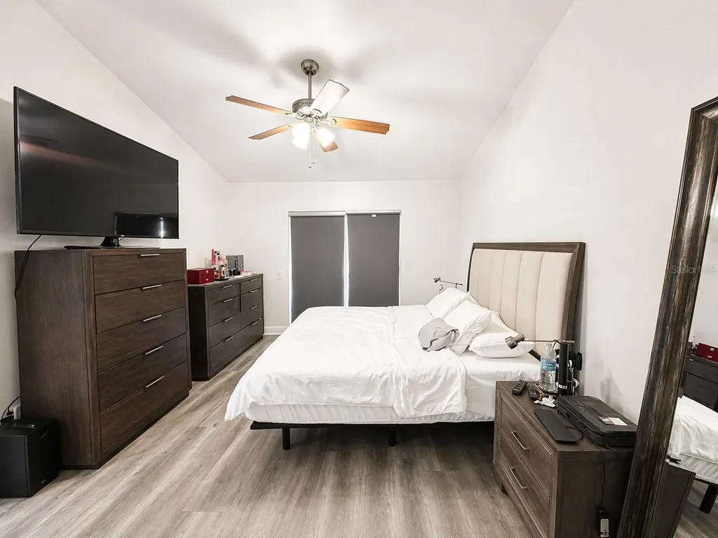 1208 Tiger Wood Court Valrico FL 33596