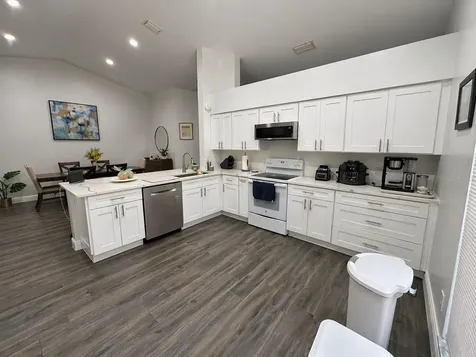1208 Tiger Wood Court Valrico FL 33596