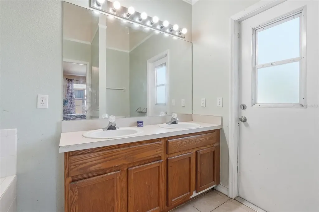 535 Rollins Drive Davenport FL 33837