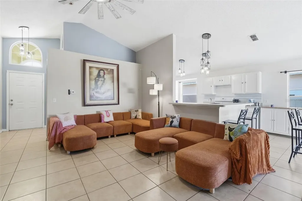 535 Rollins Drive Davenport FL 33837