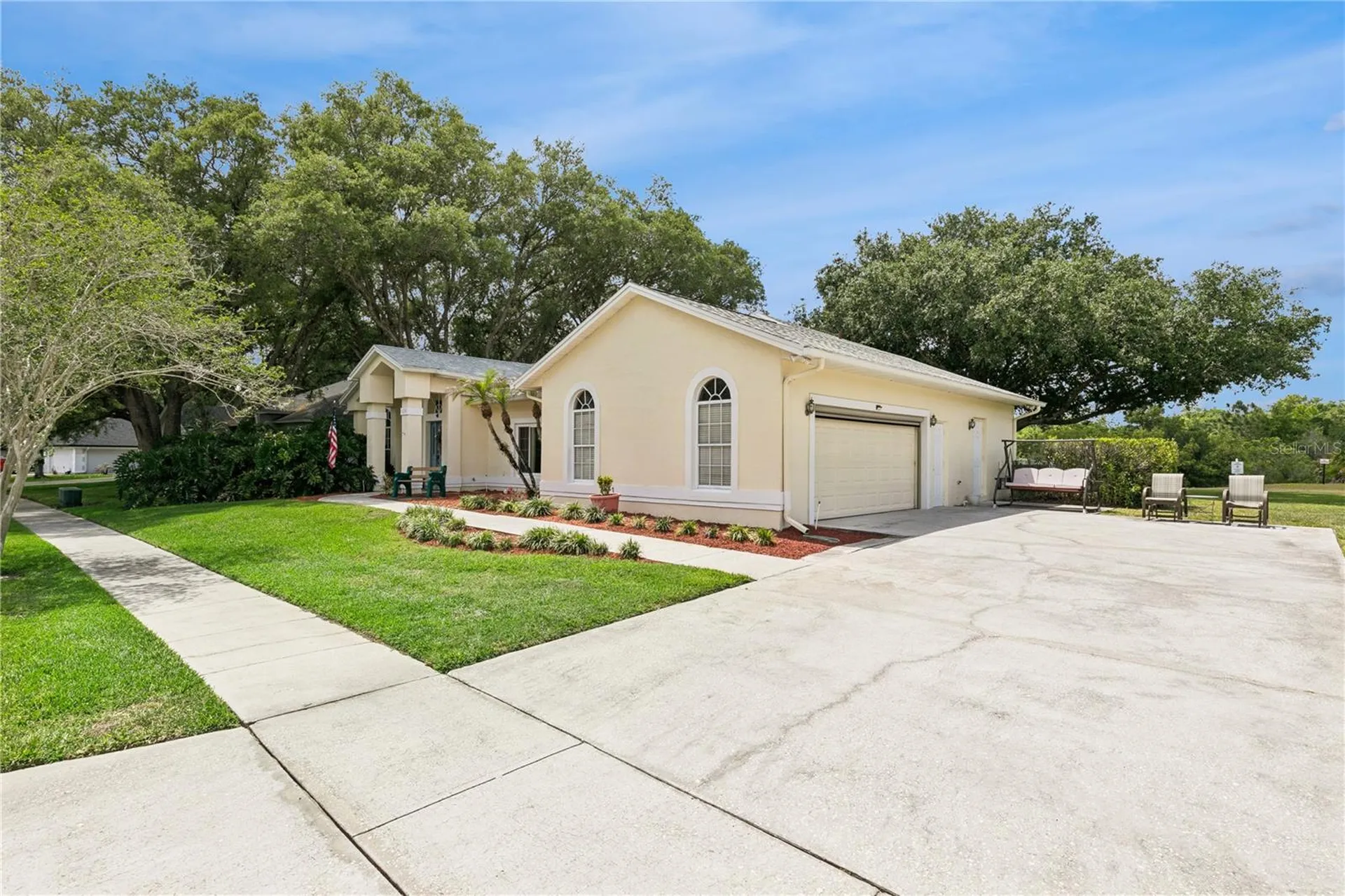 1674 Carillon Park Drive Oviedo FL 32765