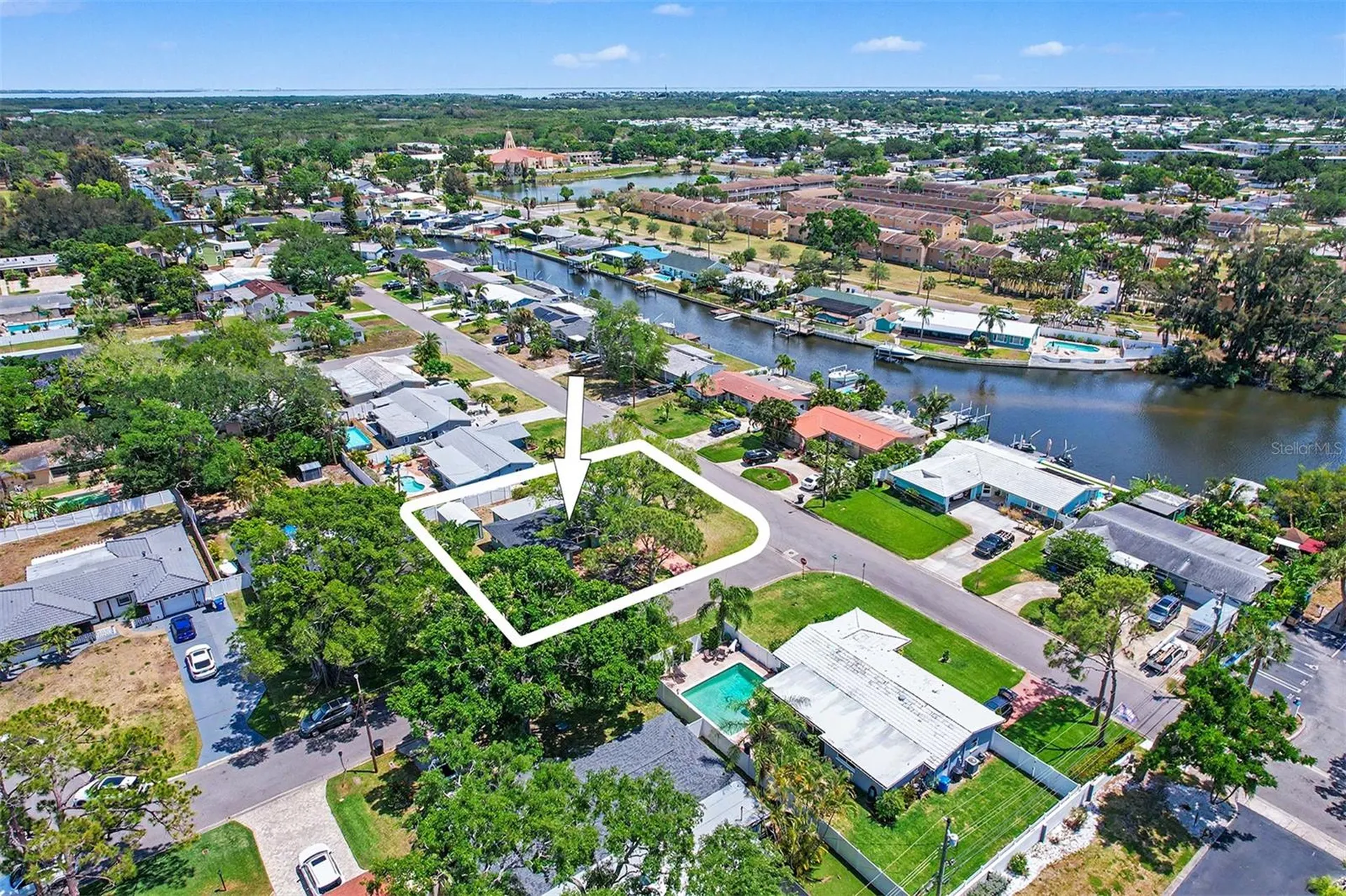 7901 3rd Street N St Petersburg FL 33702