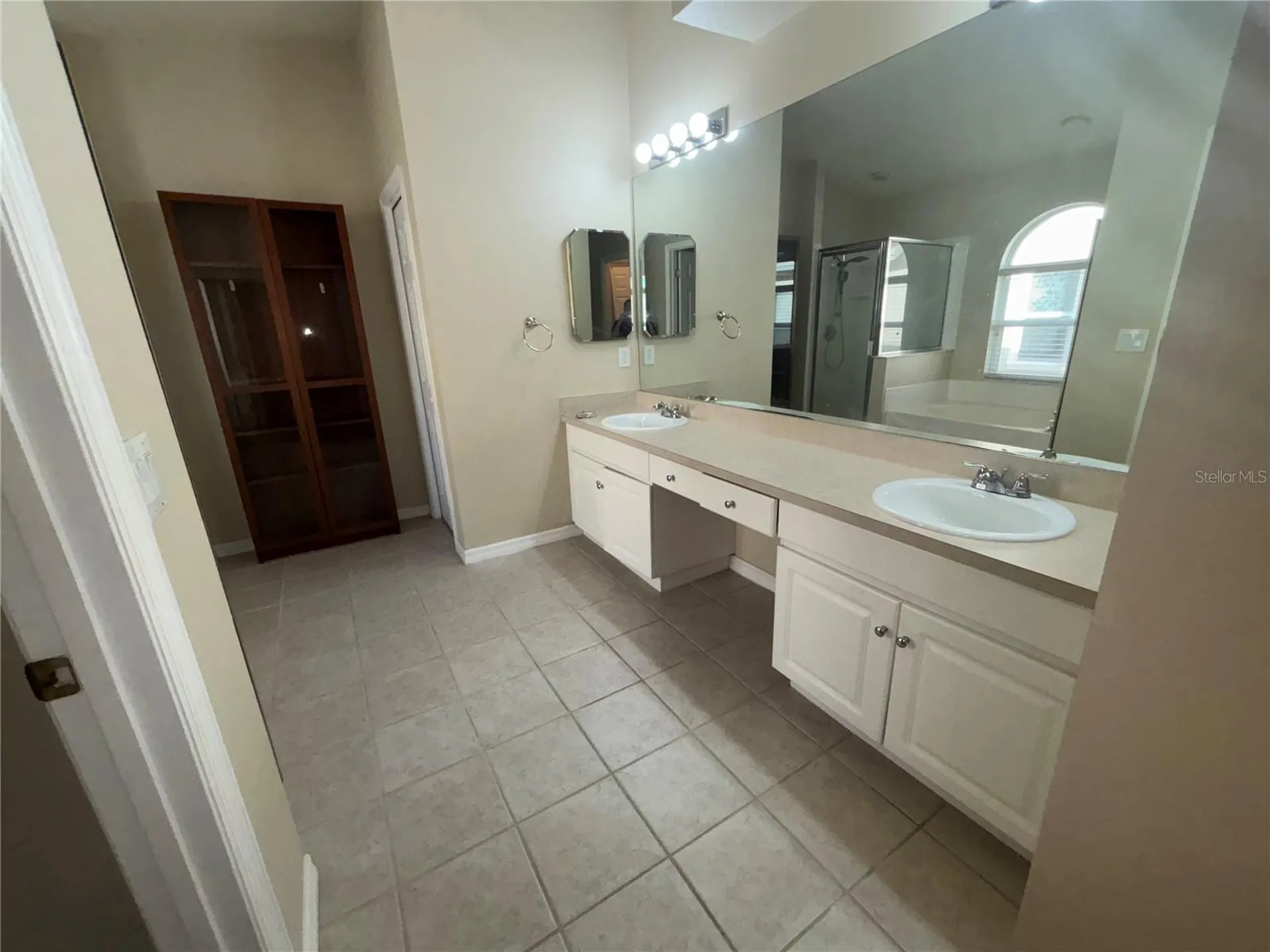 10132 Heather Sound Drive Tampa FL 33647