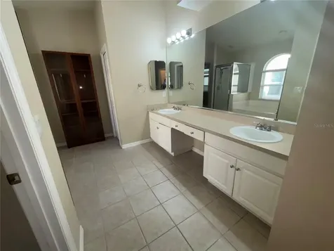 10132 Heather Sound Drive Tampa FL 33647