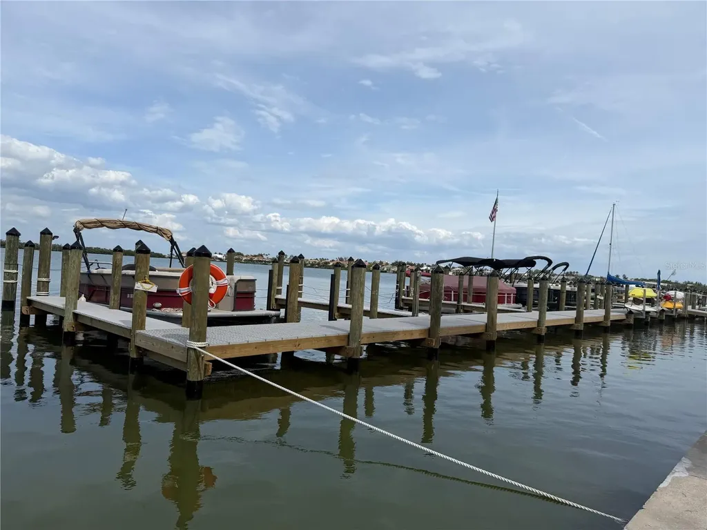 3802 Gulf Of Mexico Drive Longboat Key FL 34228