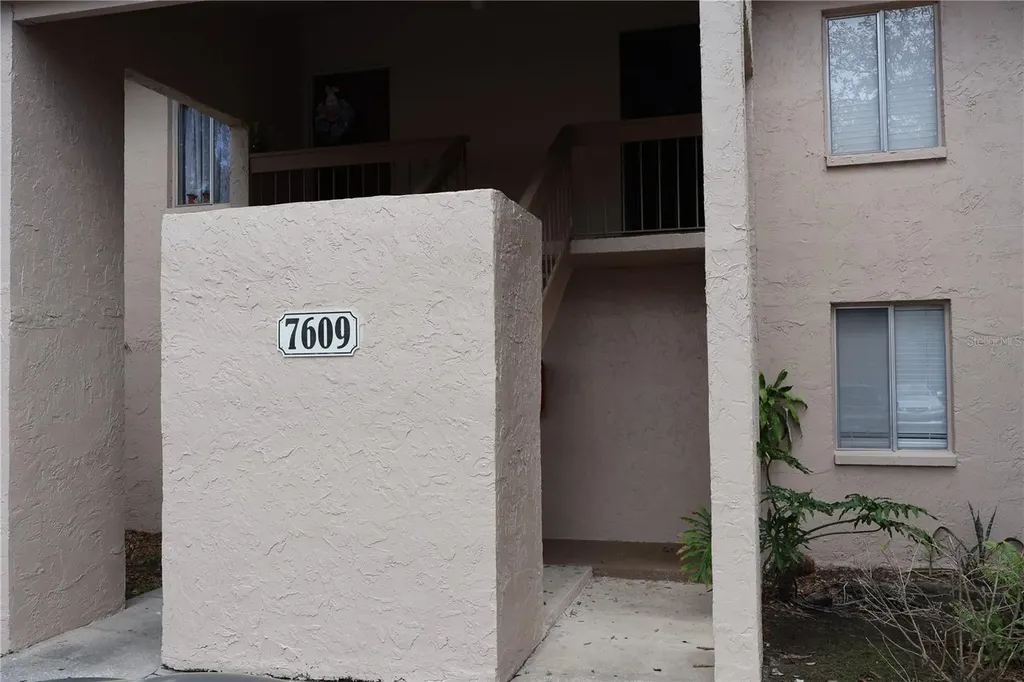 7609 Abbey Lane Tampa FL 33617