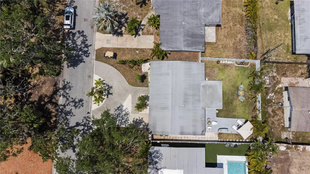 8347 41st Avenue N St Petersburg FL 33709