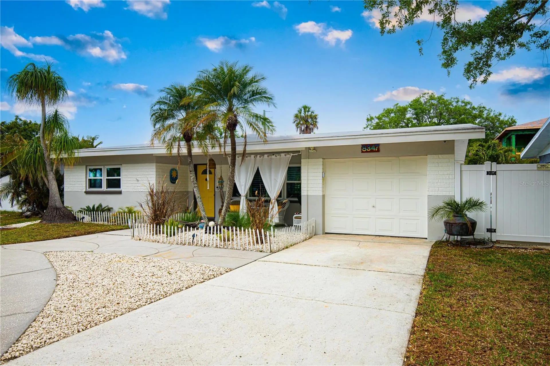 8347 41st Avenue N St Petersburg FL 33709