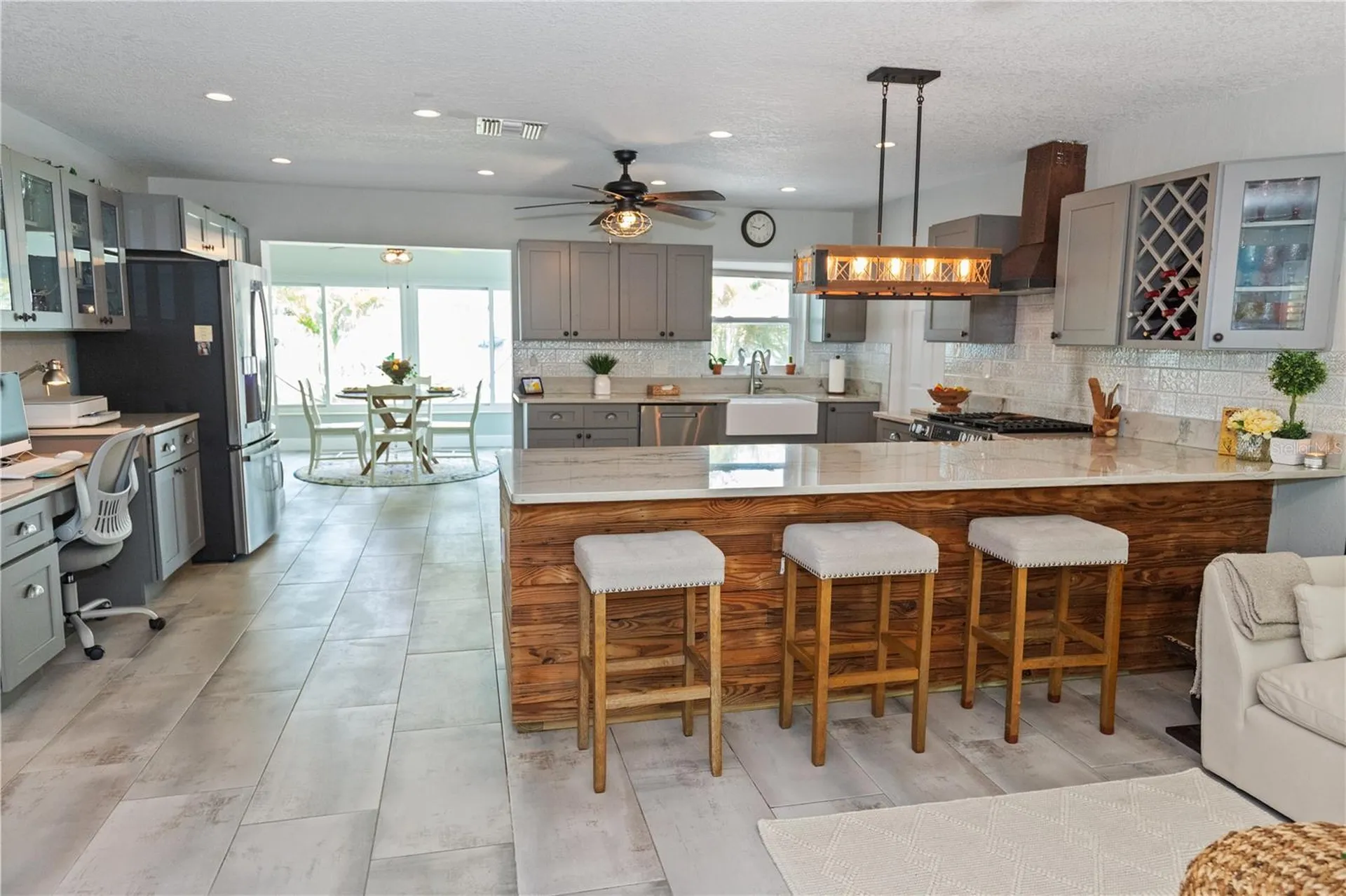 8347 41st Avenue N St Petersburg FL 33709