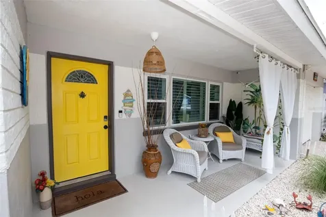 8347 41st Avenue N St Petersburg FL 33709