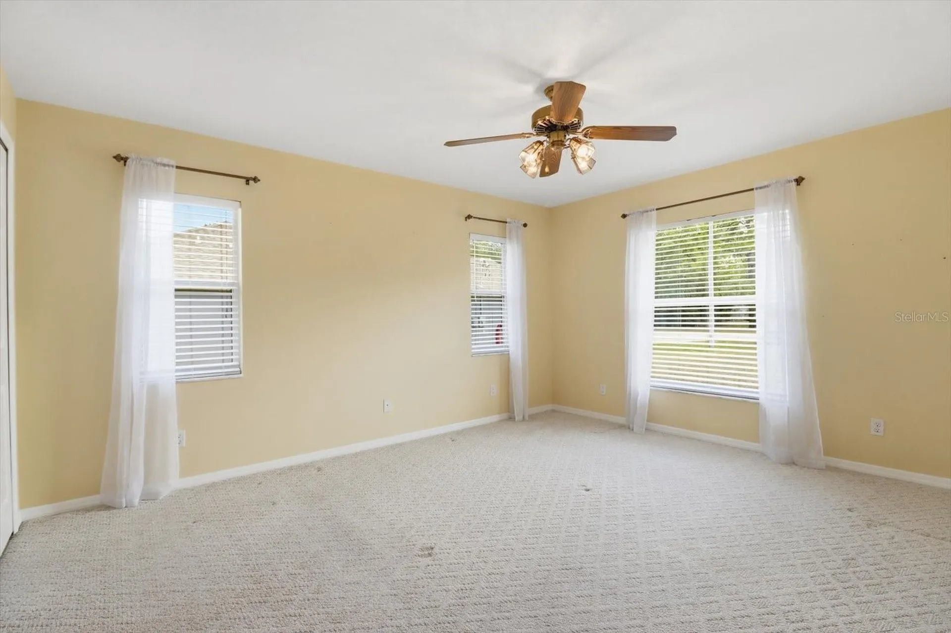 8278 N Pickinz Way Citrus Springs FL 34433