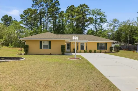8278 N Pickinz Way Citrus Springs FL 34433