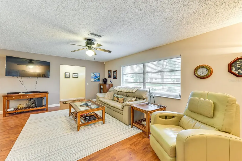 5008 Medalist Road Sarasota FL 34243
