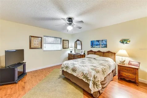 5008 Medalist Road Sarasota FL 34243