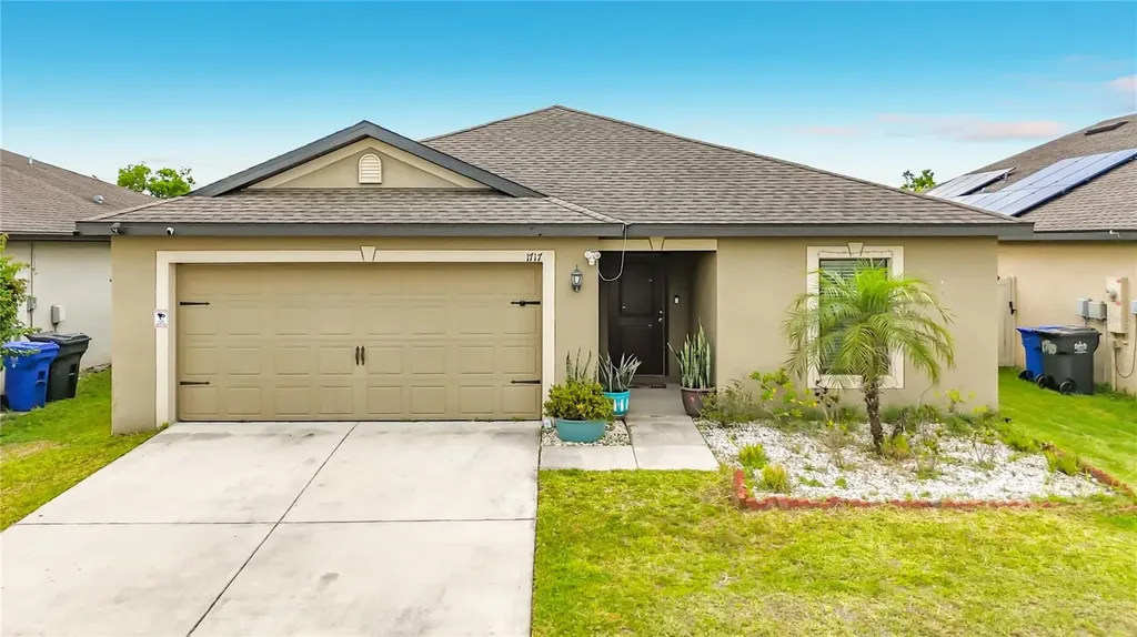 1717 Chatham Green Circle Ruskin FL 33570