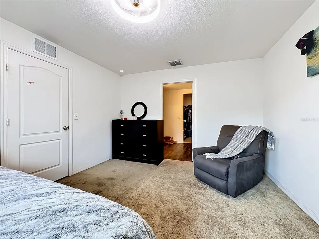 1717 Chatham Green Circle Ruskin FL 33570