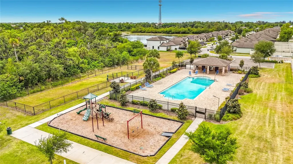 1717 Chatham Green Circle Ruskin FL 33570