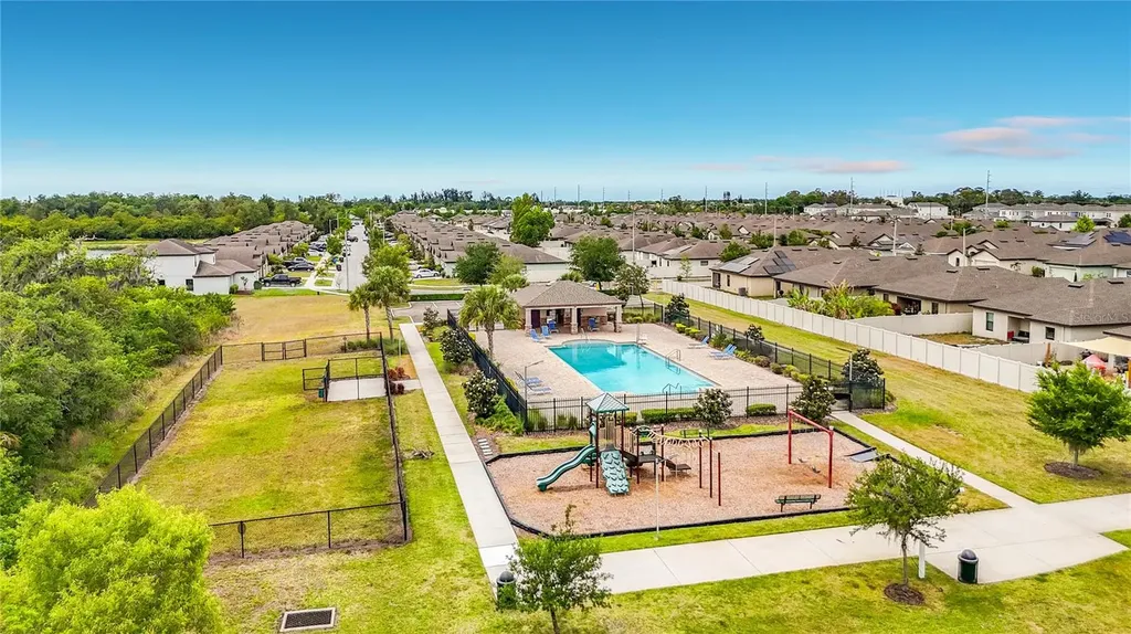 1717 Chatham Green Circle Ruskin FL 33570